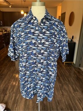 Blue Fish-Print Short Sleeve Button-Down Shirt